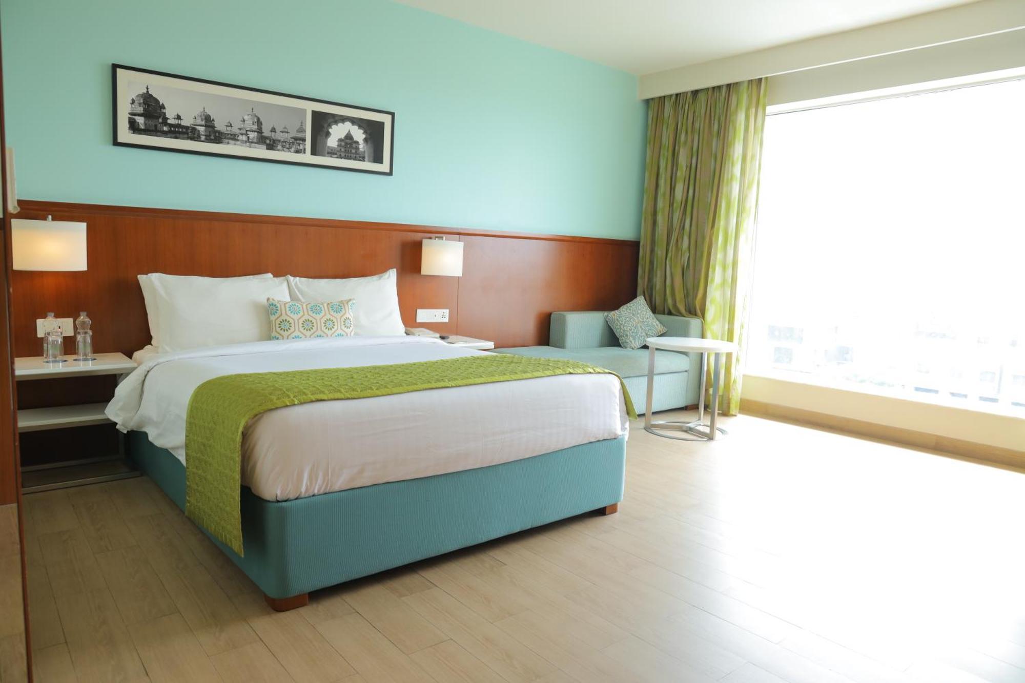 Fairfield By Marriott Indore Exterior foto