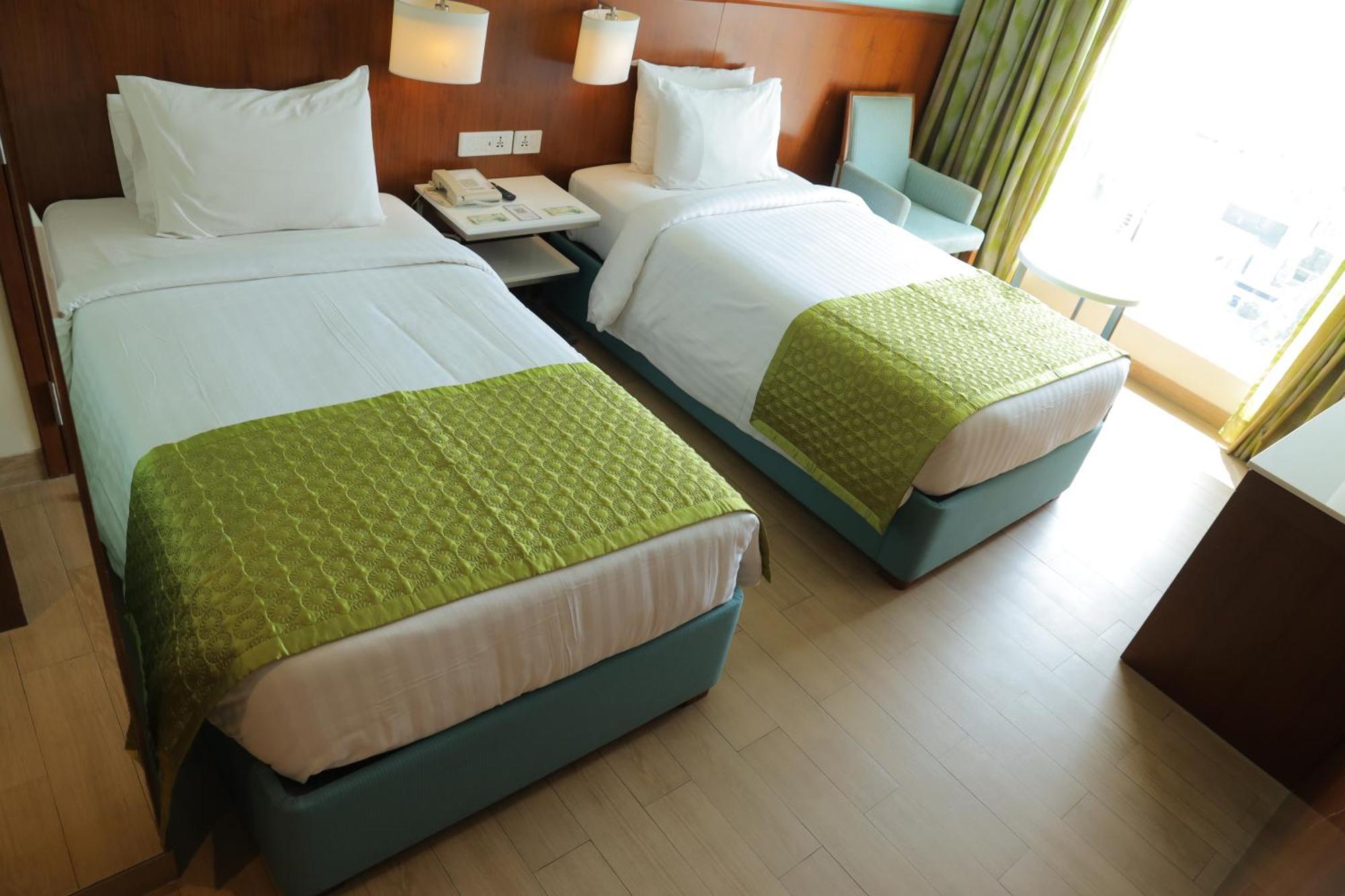 Fairfield By Marriott Indore Exterior foto
