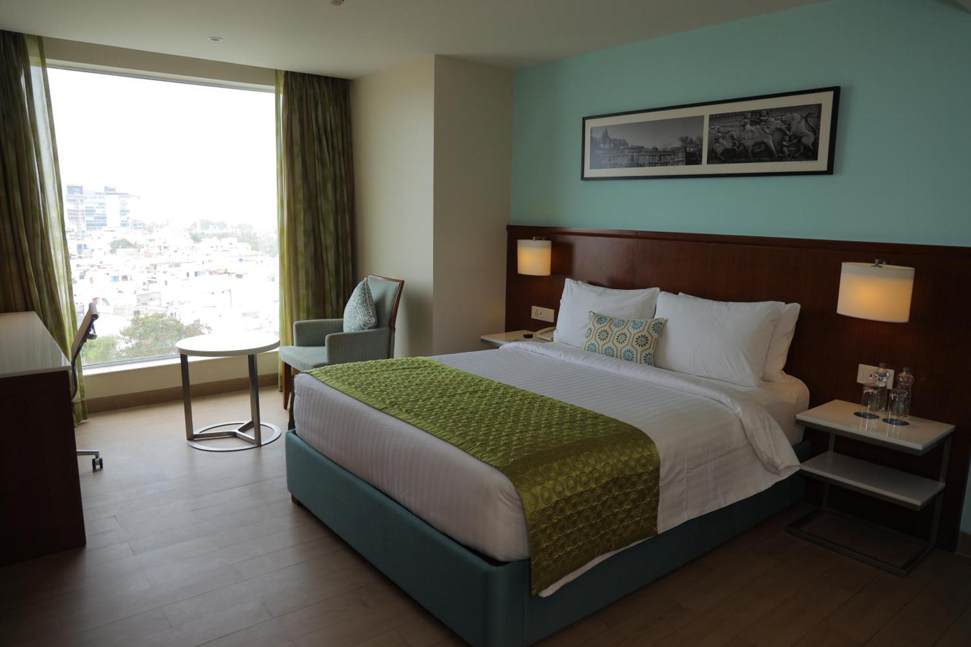 Fairfield By Marriott Indore Exterior foto